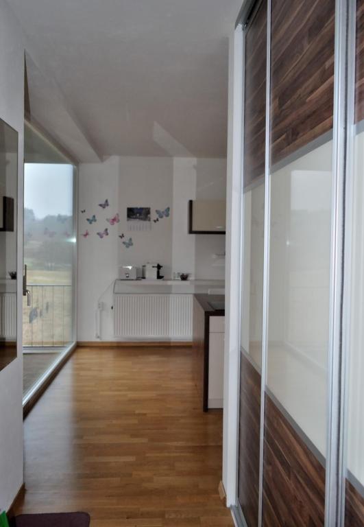 Dom Na Zboczu - Apartment With Terrace