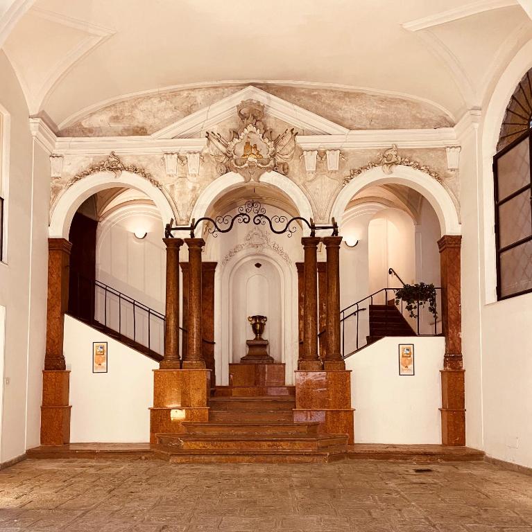 Natoli Apartments - 19