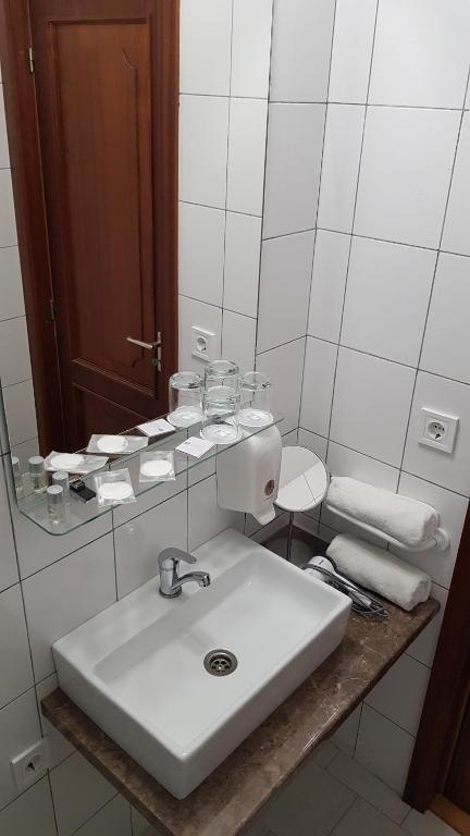 Anna Panzió & Wellness Siófok - Deluxe Double Or Twin Room With Lake View