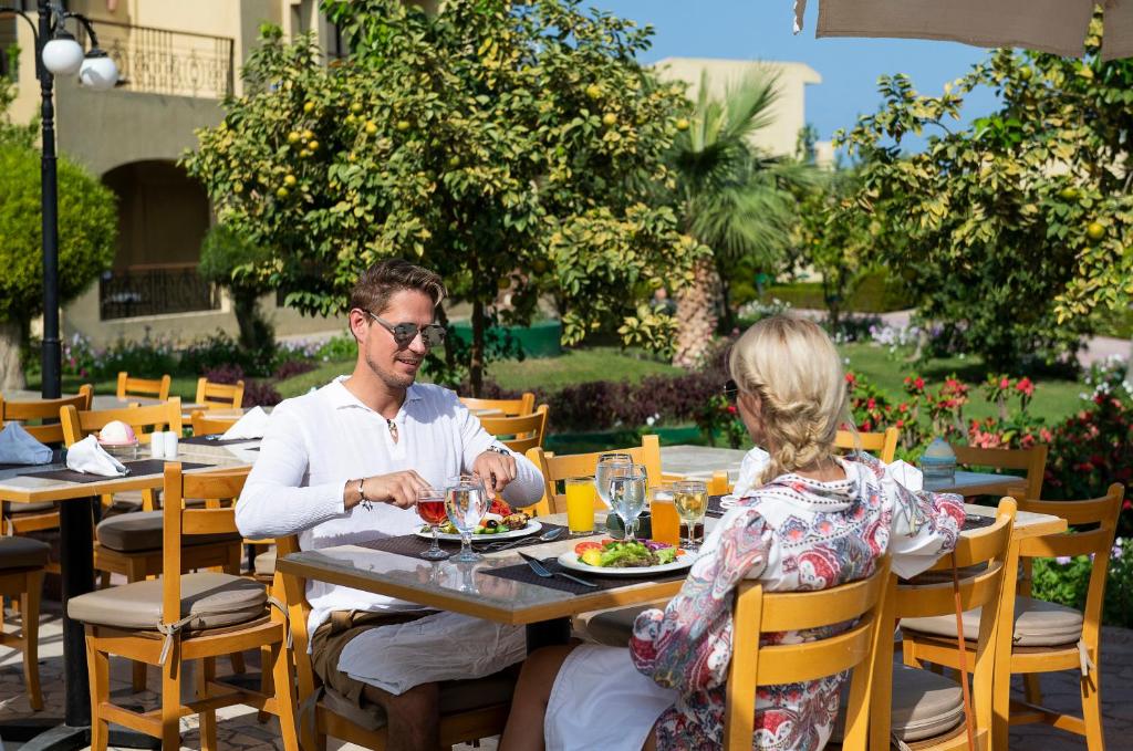 Three Corners Fayrouz Plaza Beach Resort - 6