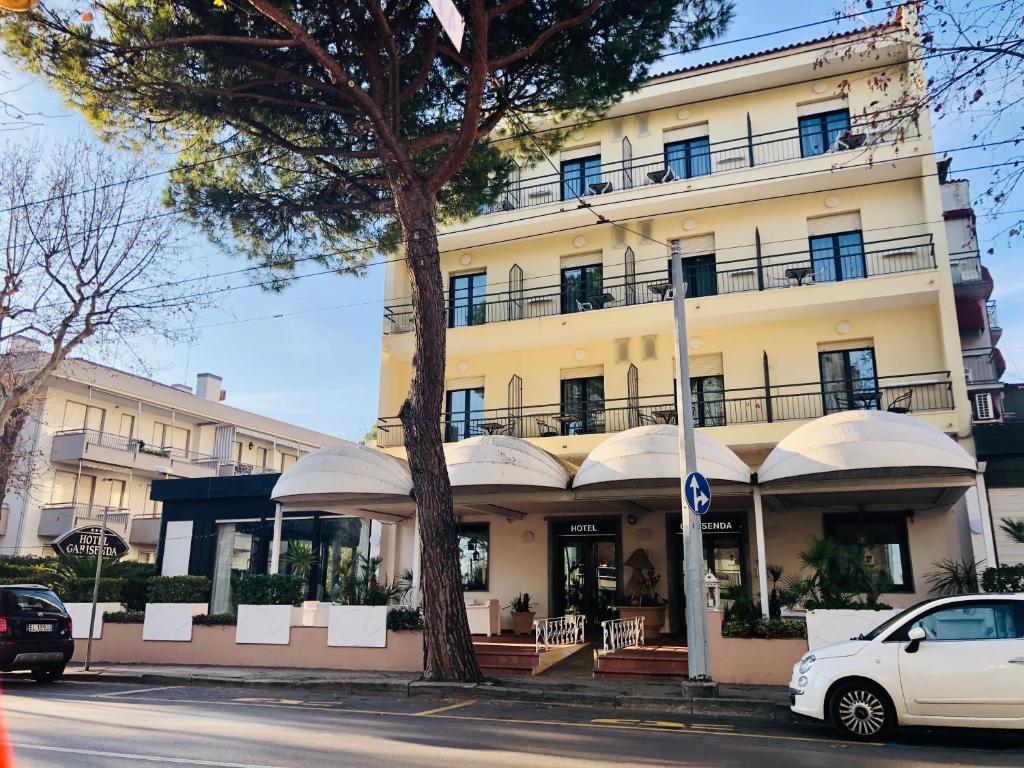 Budynek, w którym mieści się hotel