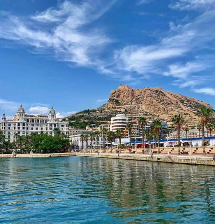 Villa 5 Suites ALICANTE, Alicante – Bijgewerkte prijzen 2023