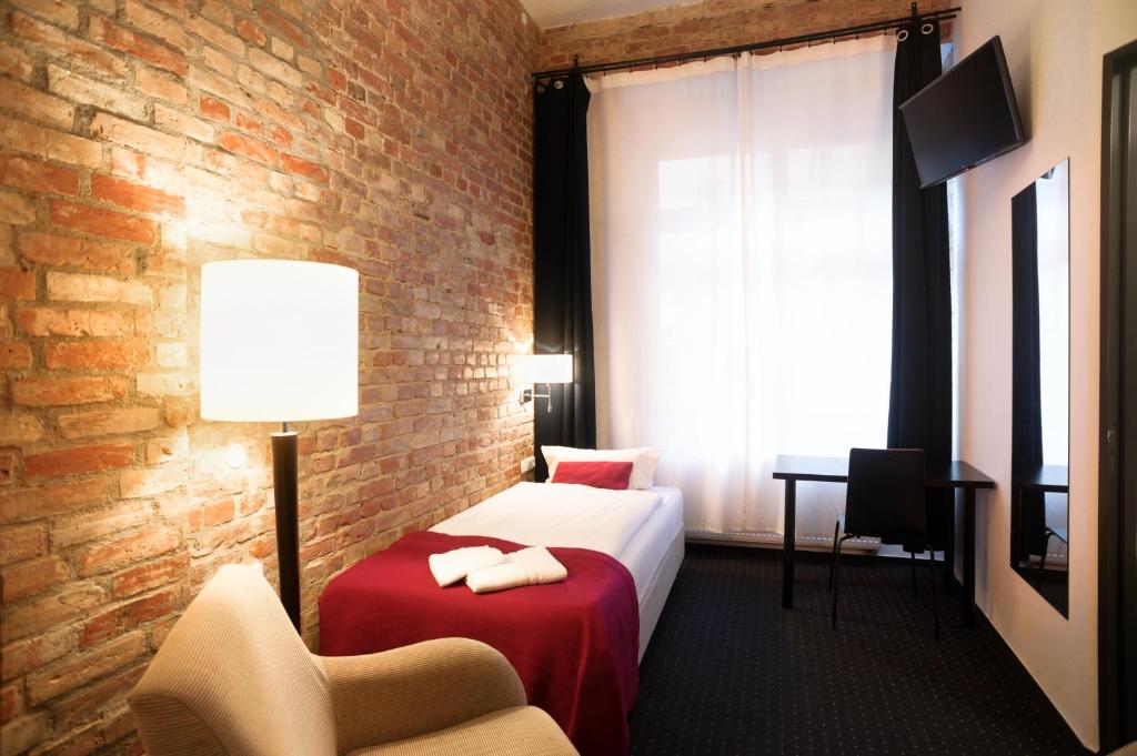 
Standard Single Room
