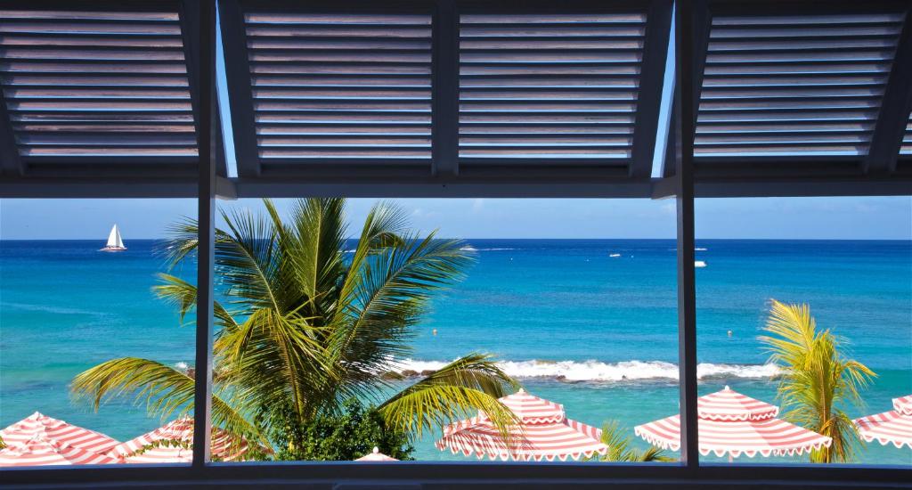 Cobblers Cove - Barbados - 骆驼在大房子里