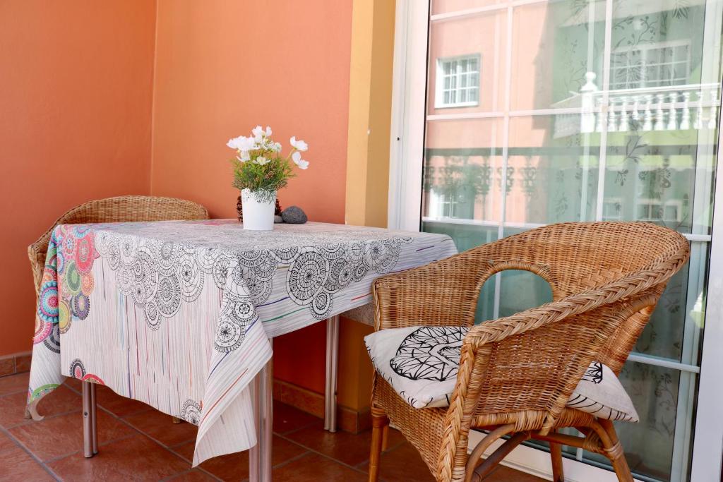 Fotografie z fotogalerie ubytování Casa Blanca , nahe am Strand , WiFI frei v destinaci Guía de Isora