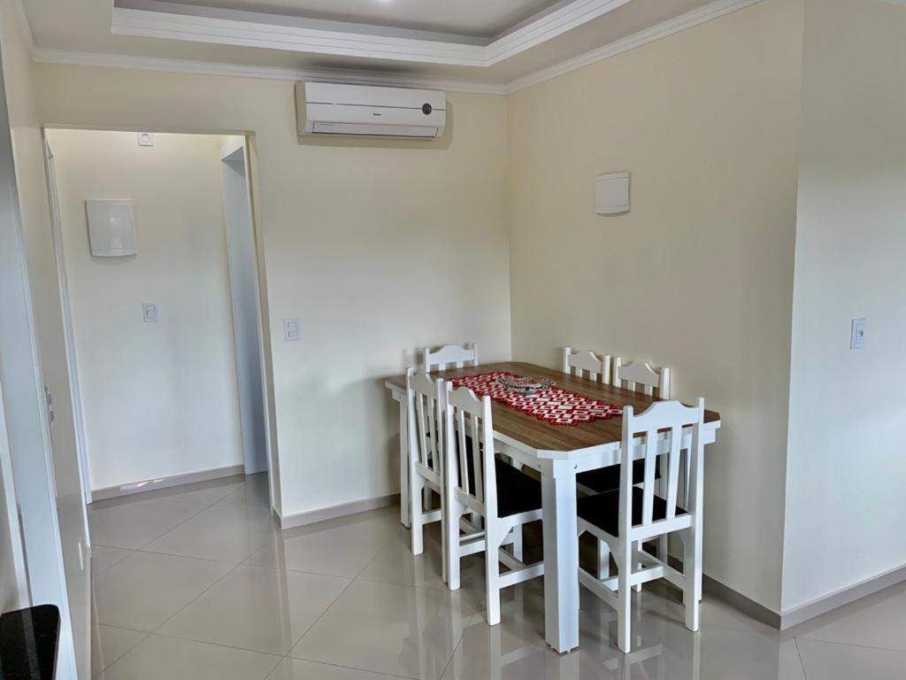  Apartamento Piratuba Lazer/Conforto