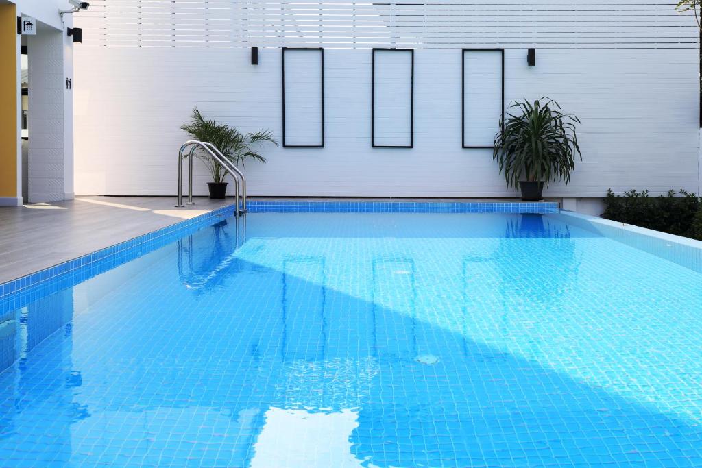 Bazén v ubytování Port Canary Airport Hotel nebo v jeho okolí