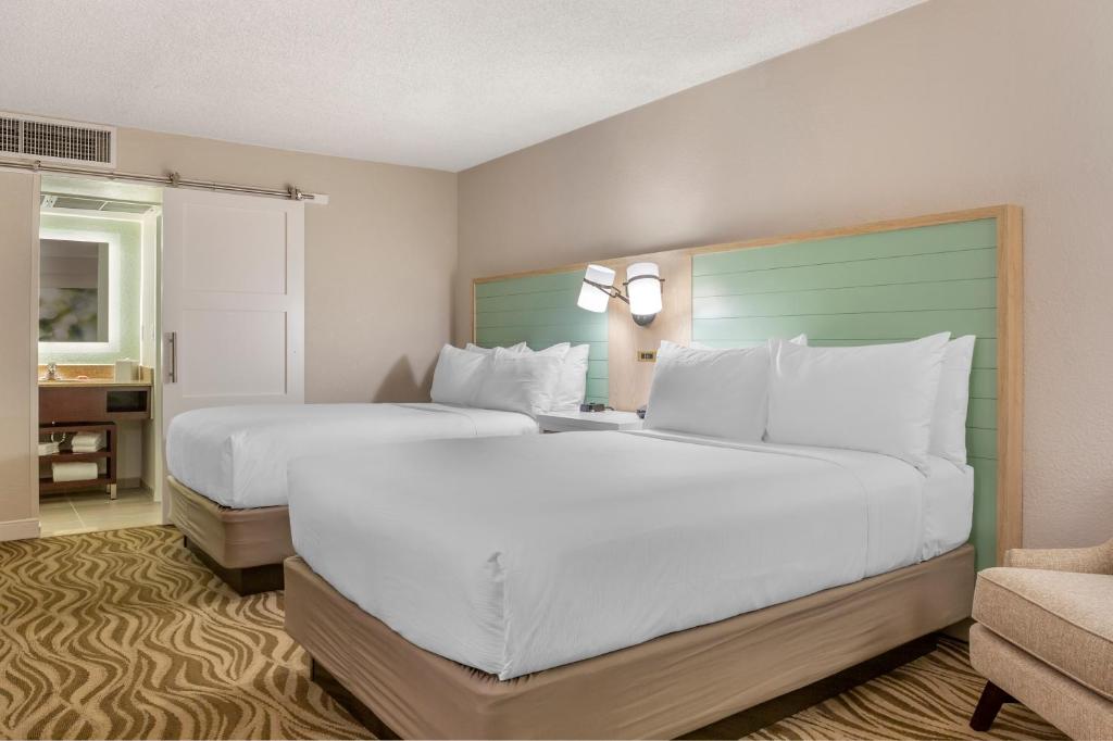 Wyndham Garden Lake Buena Vista Disney Springs® Resort Area - 