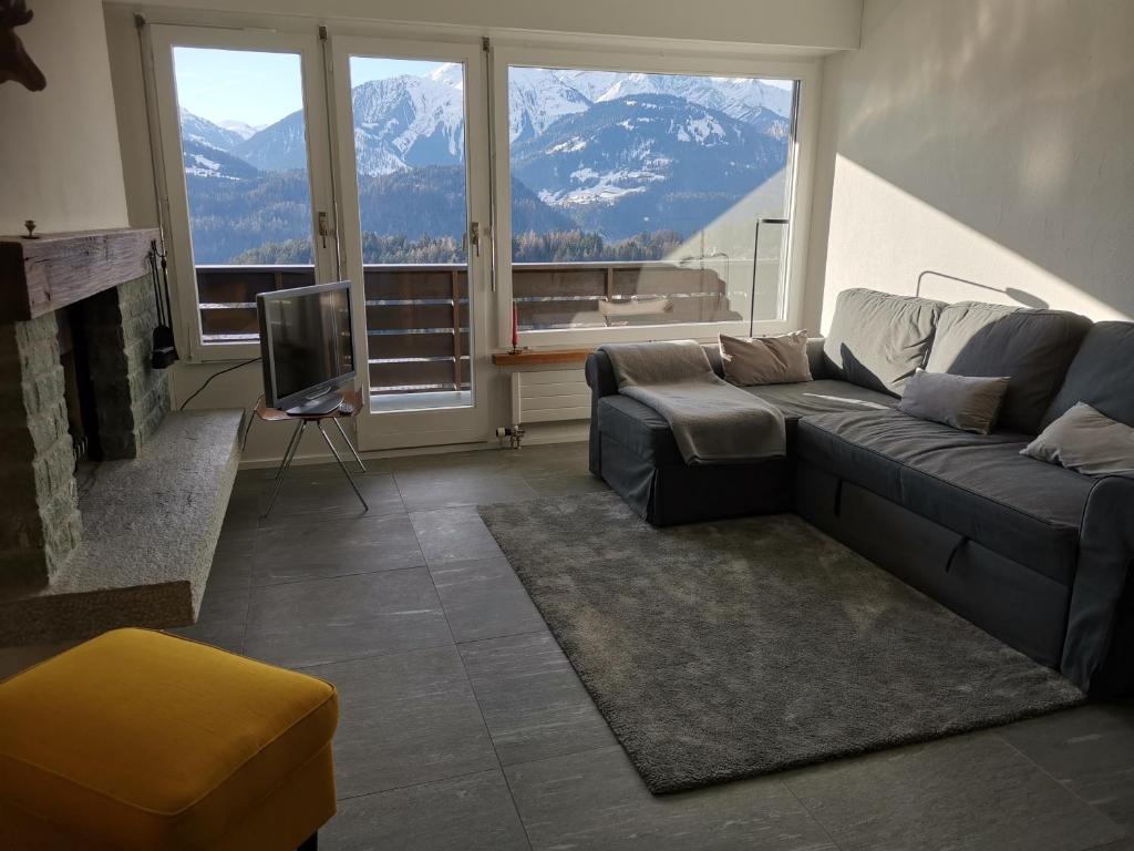 Nespecifikovaný výhled na hory nebo výhled na hory při pohledu z apartmánu