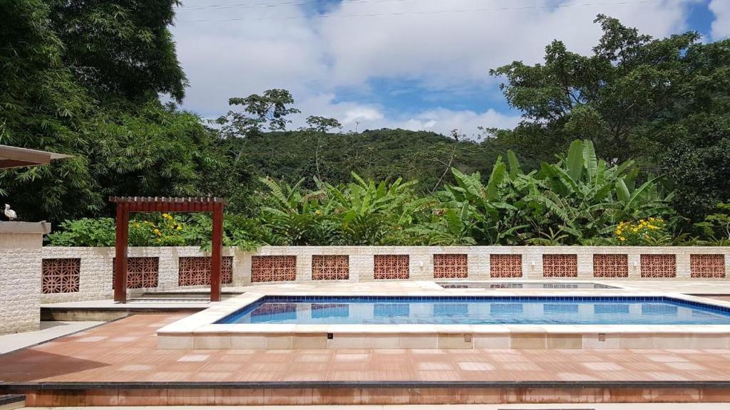  HOTEL CANTINHO DAS FLORES