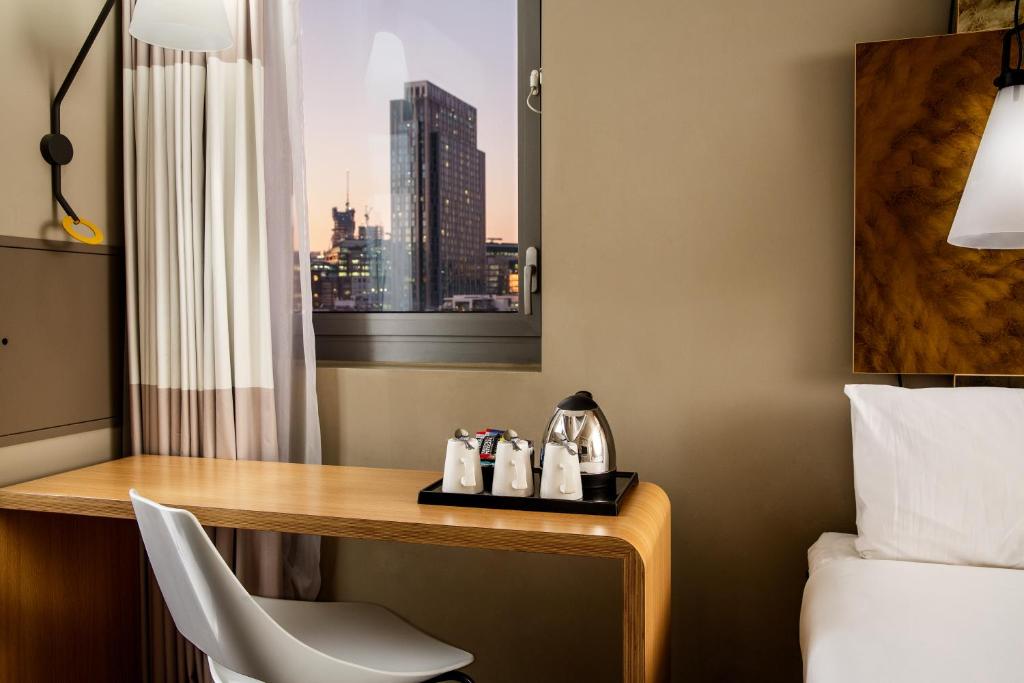 ibis London City - Shoreditch photo
