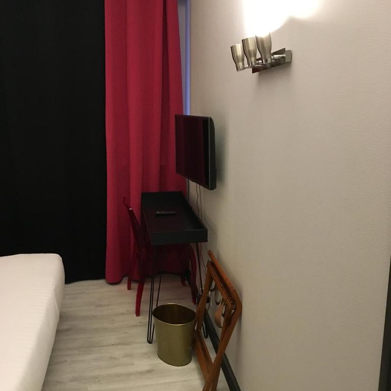 TV a/nebo společenská místnost v ubytování Hotel Dorele
