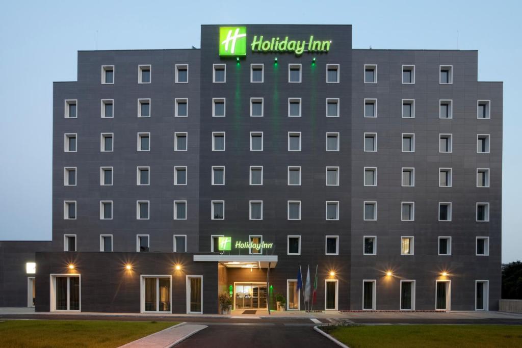 Holiday Inn Milan Nord Zara by IHG, Cinisello Balsamo (updated prices 2025)