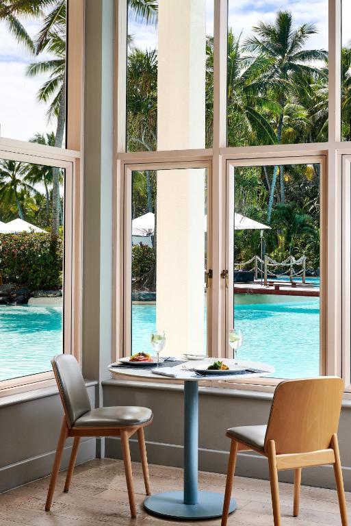 Bazén v ubytování Sheraton Grand Mirage Resort, Port Douglas nebo v jeho okolí