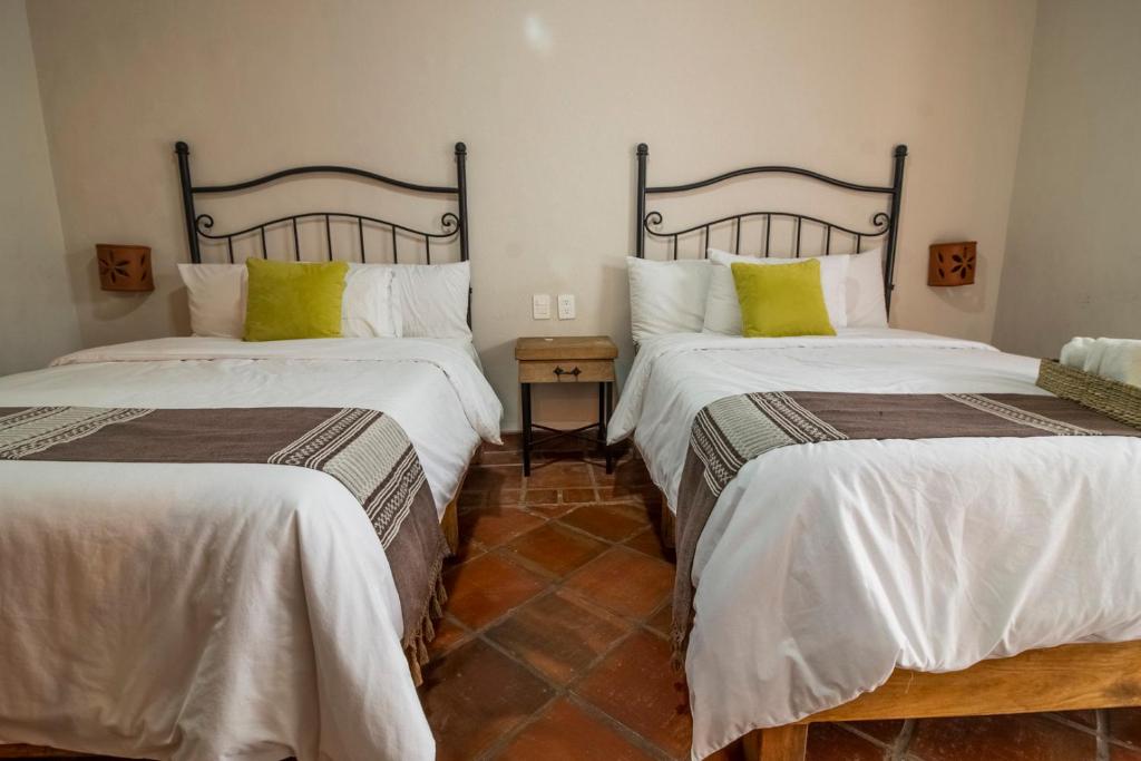 Puerta San Pedro - Superior Double Room With Two Double Beds
