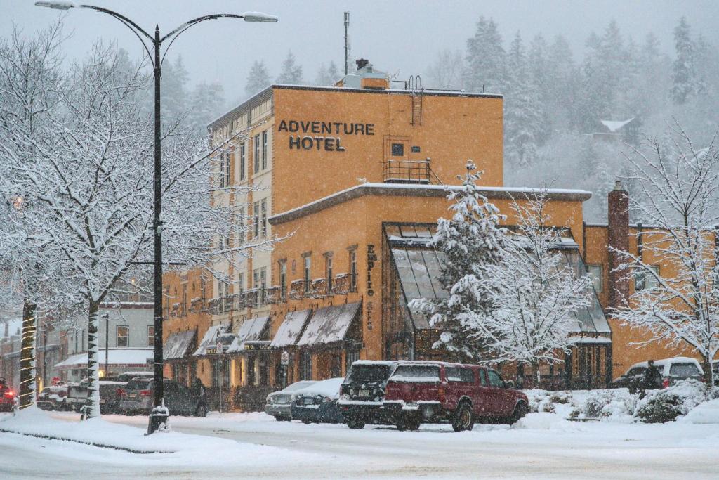 Adventure Hotel v zimě