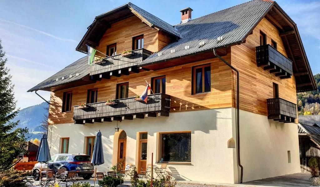 Vila Koman Jezersko
