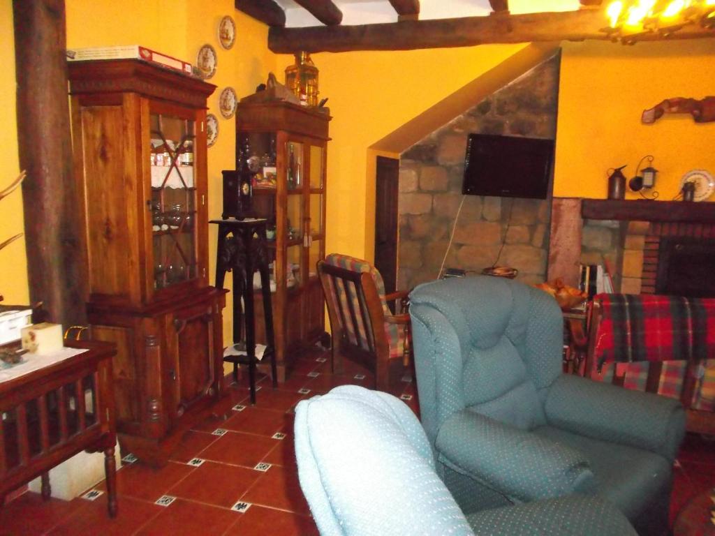 A seating area at Hotel Rural El Rincón de Gadea