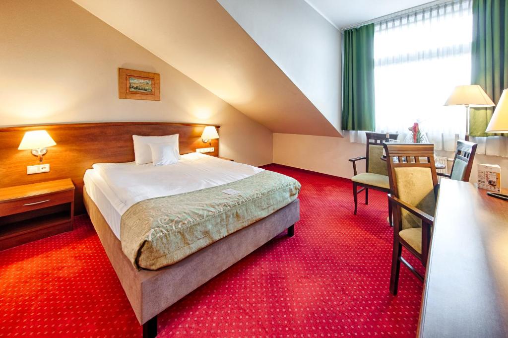 Grand Royal Hotel - Double Room
