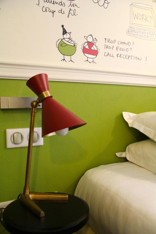 Hôtel des 3 Poussins - Standard Double Or Twin Room