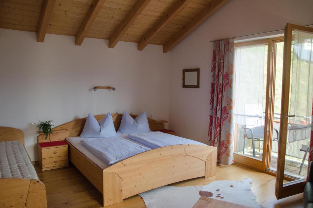A bed or beds in a room at Apartment Stark