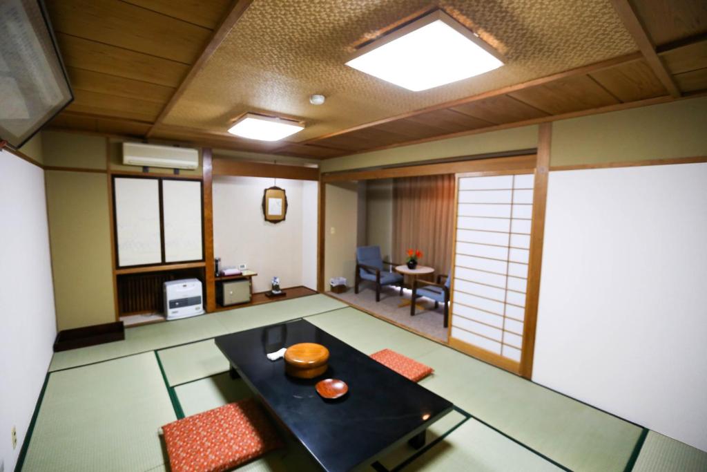 Posezení v ubytování Rakki OnsenRyokan 楽奇温泉旅館