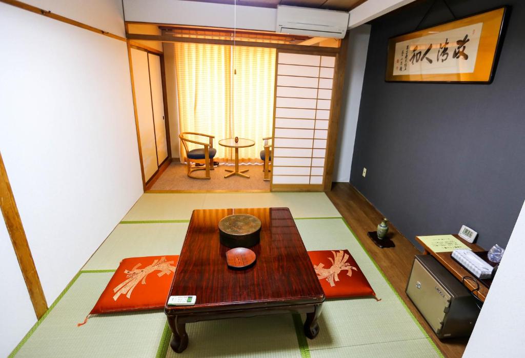 Posezení v ubytování Rakki OnsenRyokan 楽奇温泉旅館