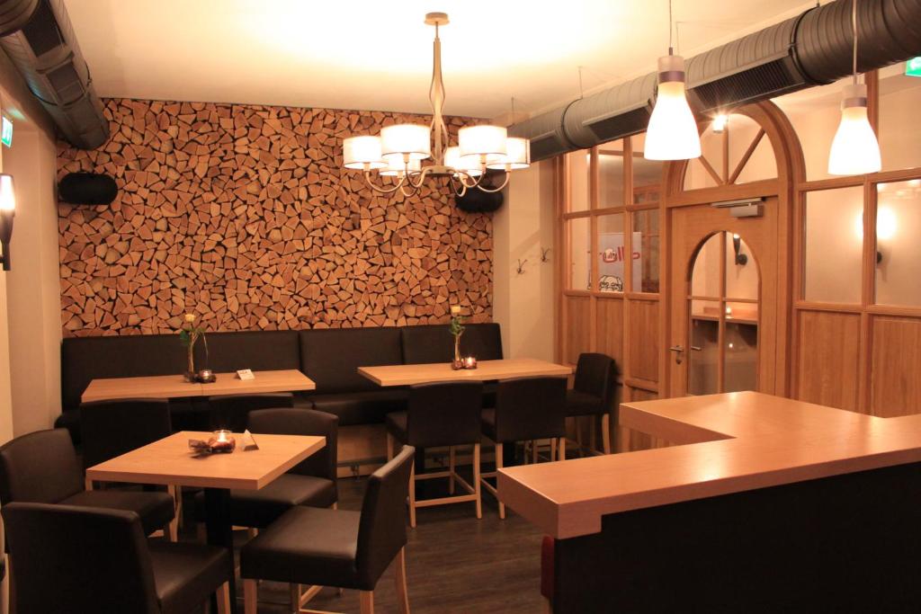 Posezení v ubytování Troll's Brauhaushotel