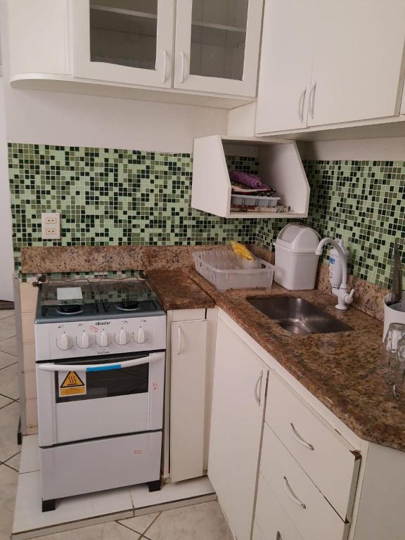  apartamento em itapuã na quadra da praia