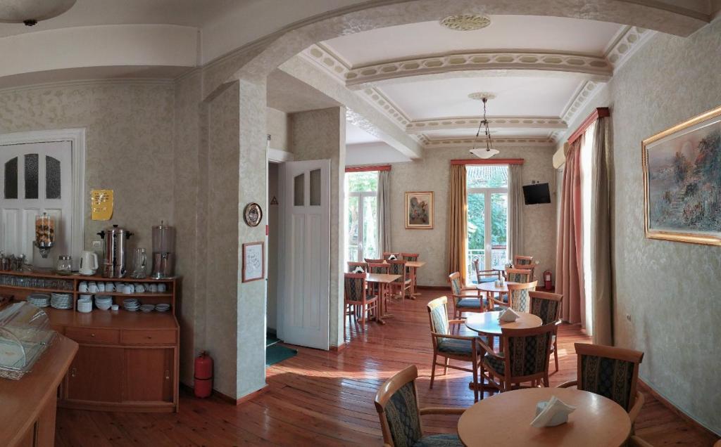 Cecil Hotel - Resim 19