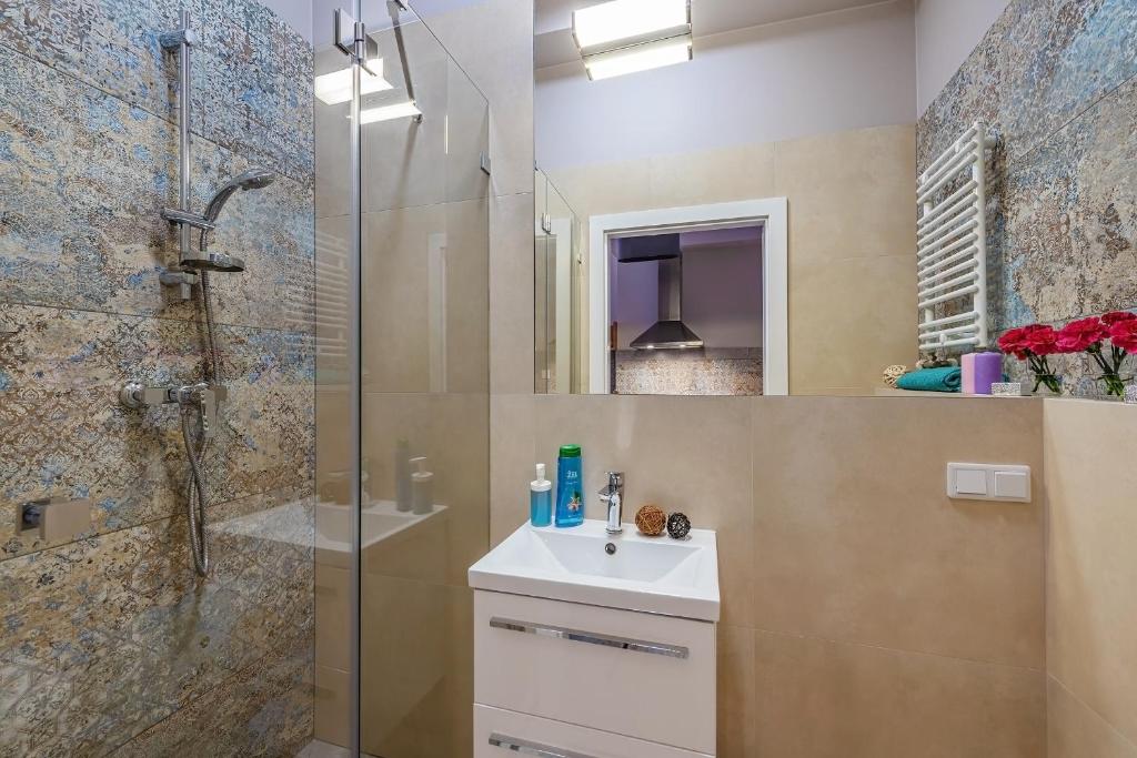 Centre Apartments-Old Town - Studio Apartment - Studencka 25 Street