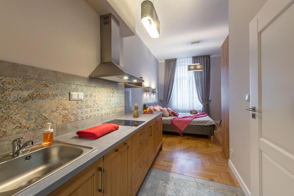 Centre Apartments-Old Town - Studio Apartment - Studencka 25 Street