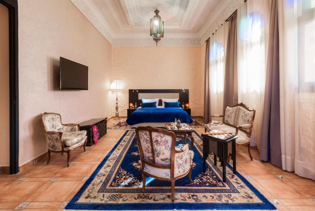 TV a/nebo společenská místnost v ubytování La Citadelle Marrakech