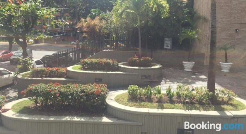  LINDO APART HOTEL COM PISCINA PROXIMO AO MAR