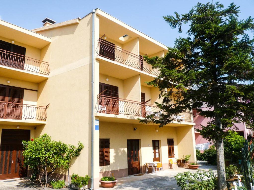 Budova, kde se apartmán nachází