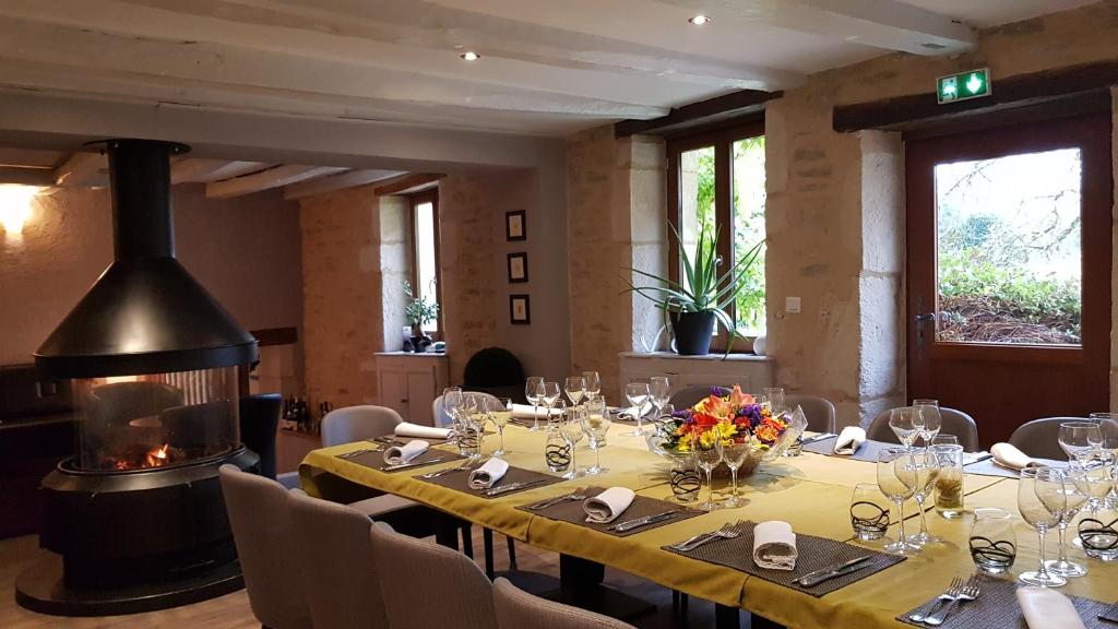 Nápoje v ubytování Auberge Côté Rivière
