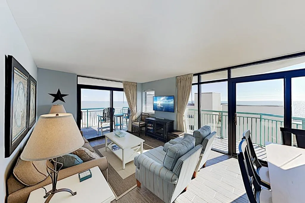New Listing! All-Suite Oceanview Escape with Balcony condo, Myrtle Beach, Statele Unite ale Americii