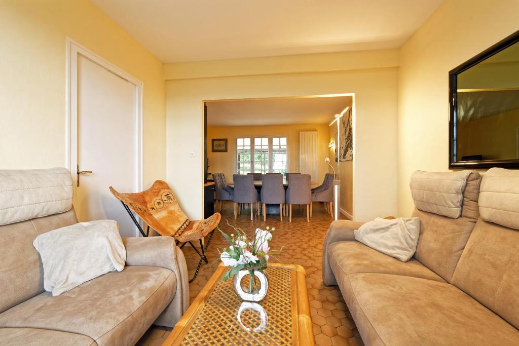 Posezení v ubytování Chambres d'hotes à Autun