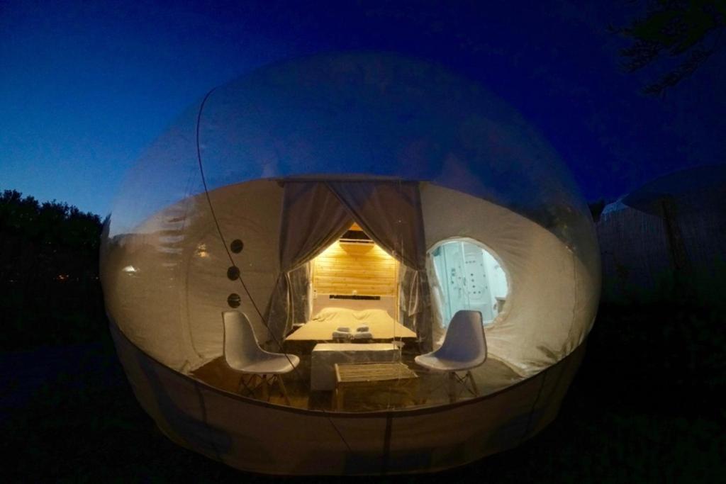Booking.com: Luksusowy namiot Bubble Tents , Nea Moudania, Grecja - 86  Opinie Gości . Zarezerwuj hotel już teraz!