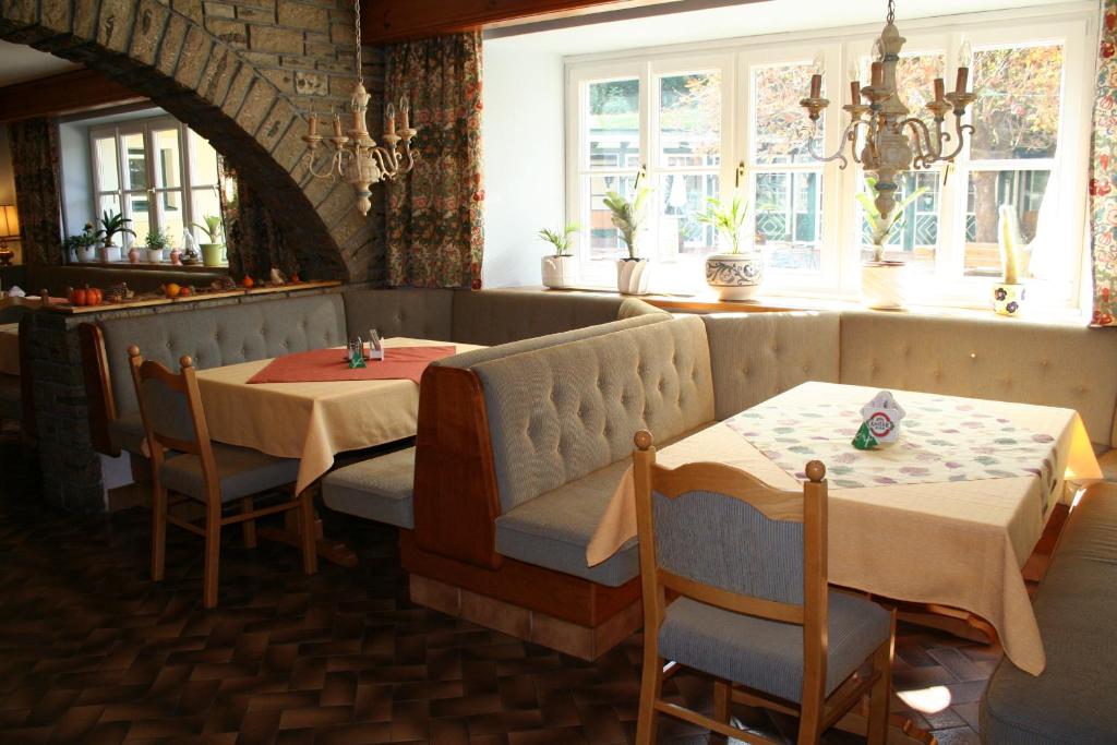 Posezení v ubytování Gasthaus Überfuhr