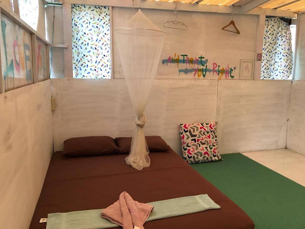 Yez Yez Yez All Good Hostel - Budget Double Room