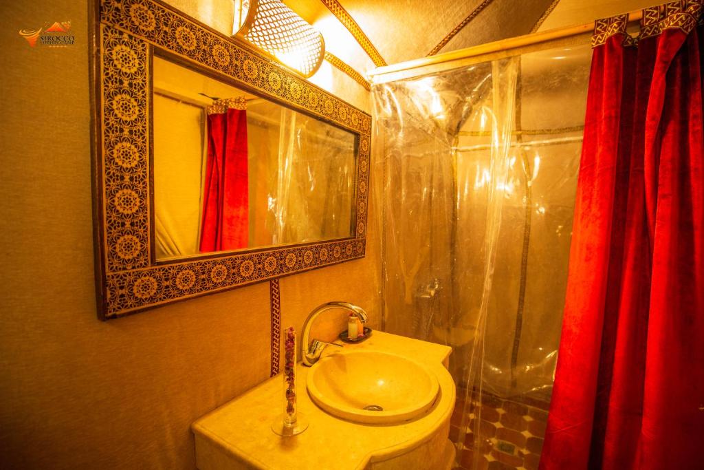 Koupelna v ubytování Sirocco Luxury Camp