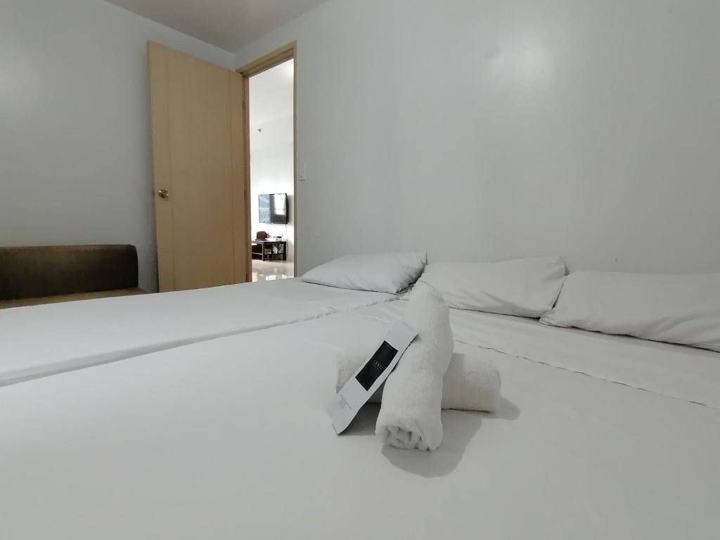 Spacious 2BR in Jazz Residences Netflix 100Mbps