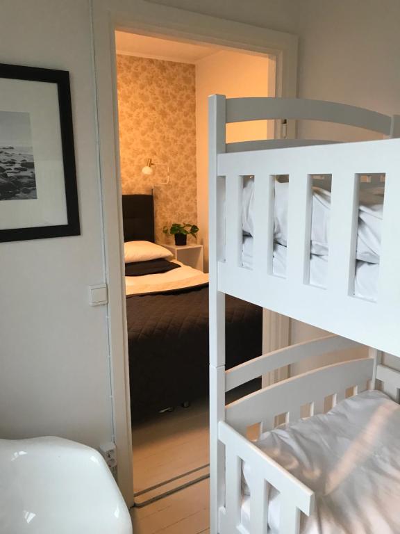 Postel nebo postele na pokoji v ubytování Sjövillan B&B