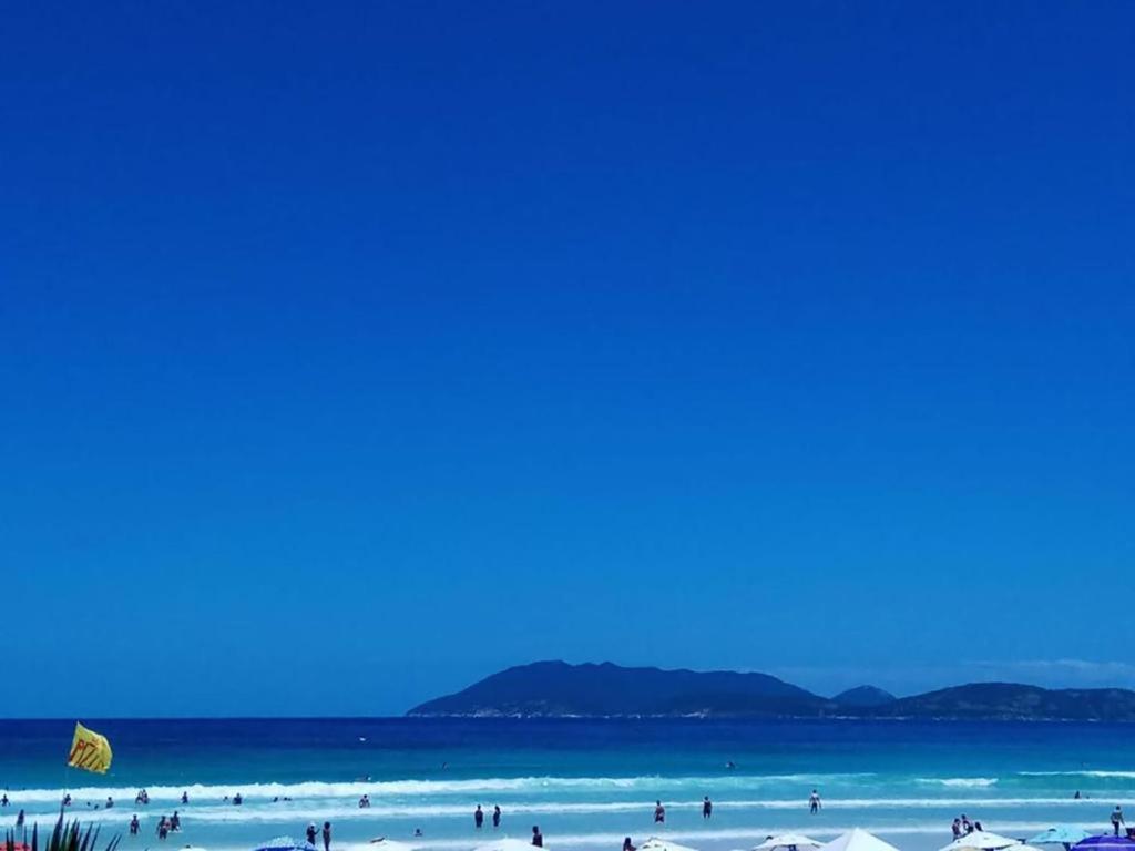  Apto Temporada Cabo Frio