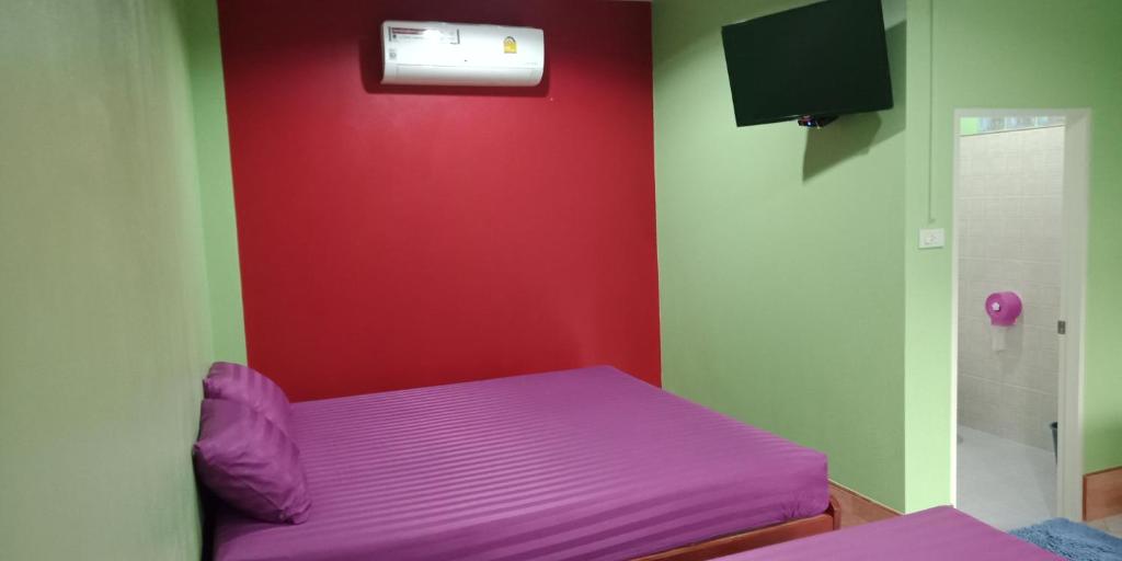 TV a/nebo společenská místnost v ubytování Yahle Villa เยห์เล่วิลล่า