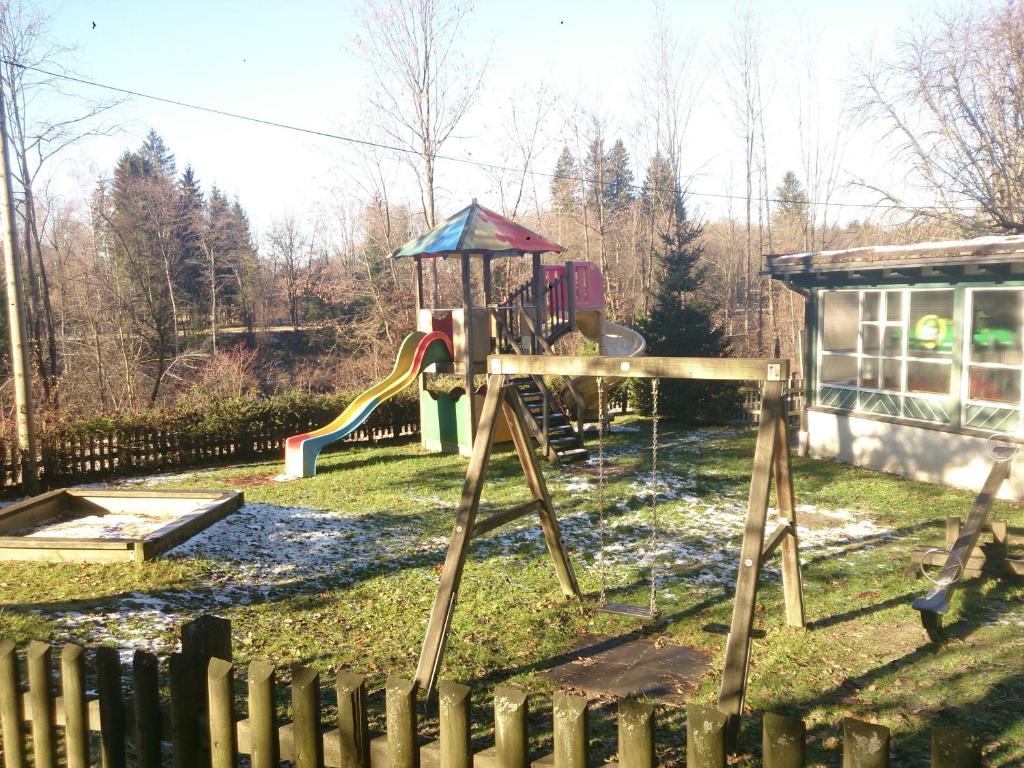 Herní místnost nebo prostor pro děti v ubytování Gasthaus Überfuhr