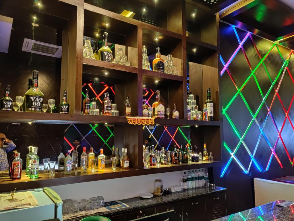 Lounge nebo bar v ubytování Hotel Suktara International
