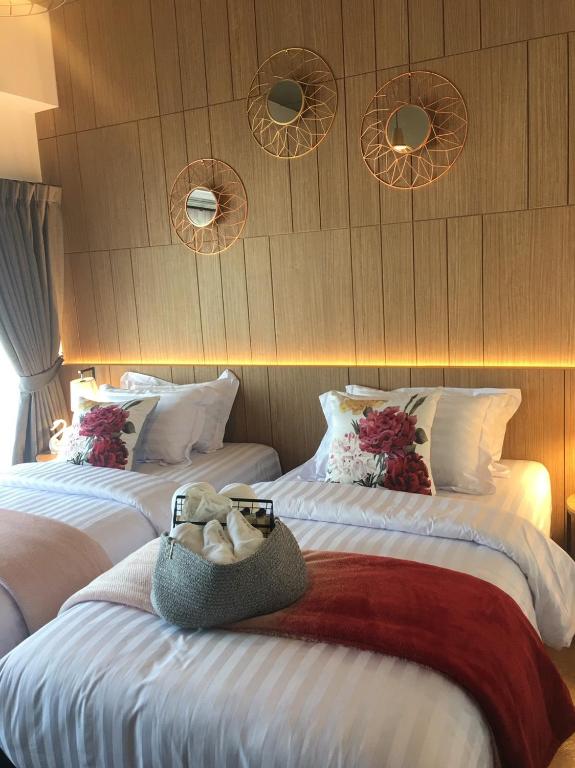 Postel nebo postele na pokoji v ubytování Tree​ for​ rest​ poshtel