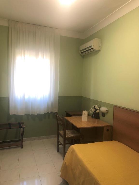 Yellow Park Hotel - Error